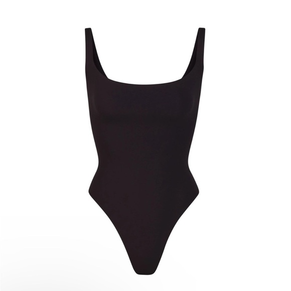 SKIMS FITS EVERYBODY SQUARE NECK BODYSUIT Top Onyx Black S Small NWT NEW - Picture 4 of 6